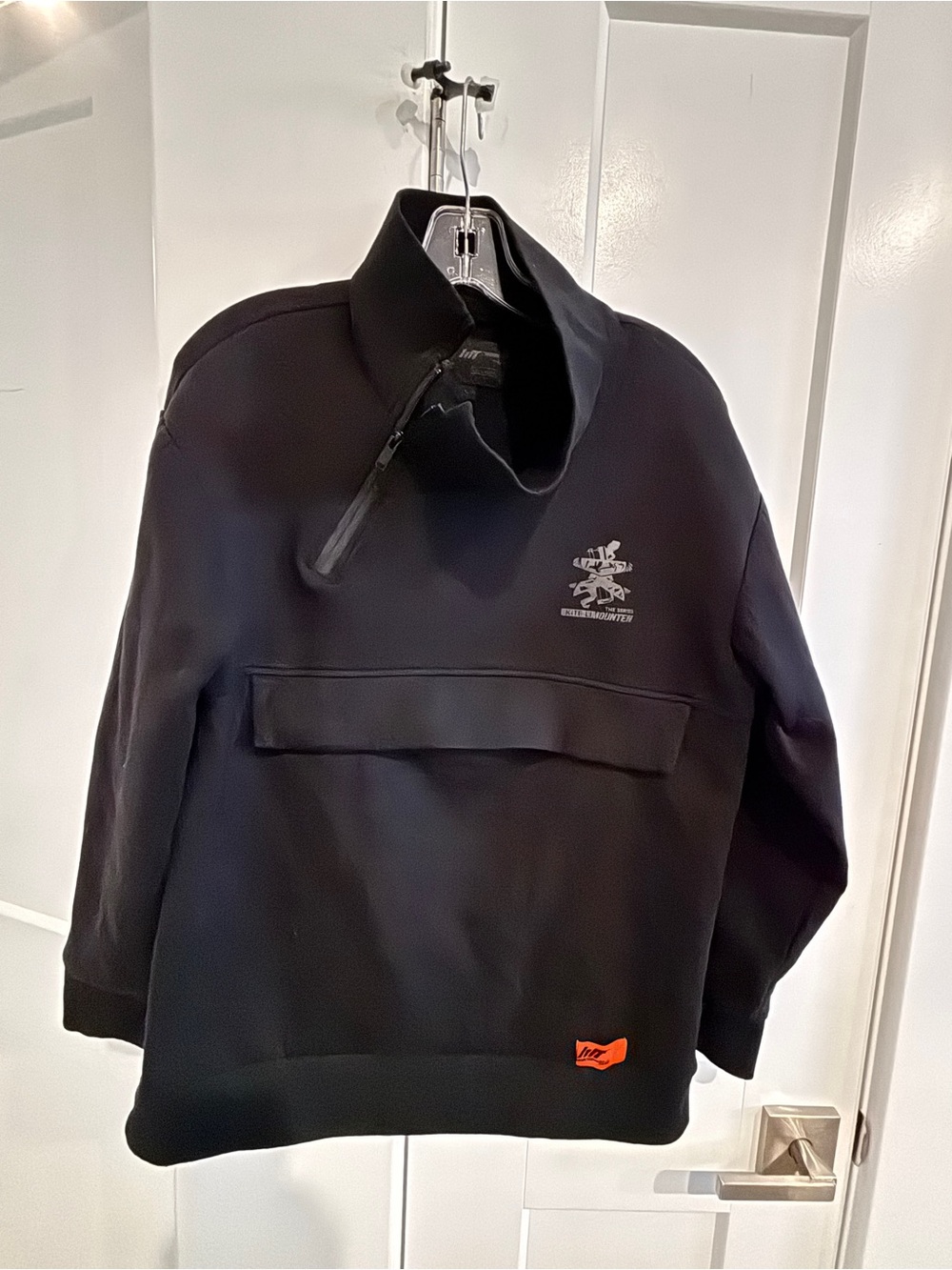 Half-Zip Pullover. Size L